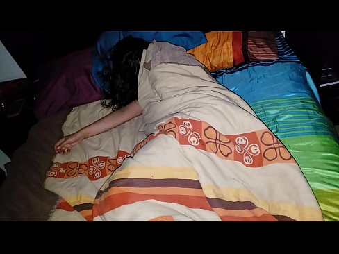 ❤️ Посинак грди своју младу маћеху док она спава. ❌ Јебени видео на sr.eviewporn.ru ☑